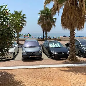 Beachfront Two-bedroom In Fuengirola