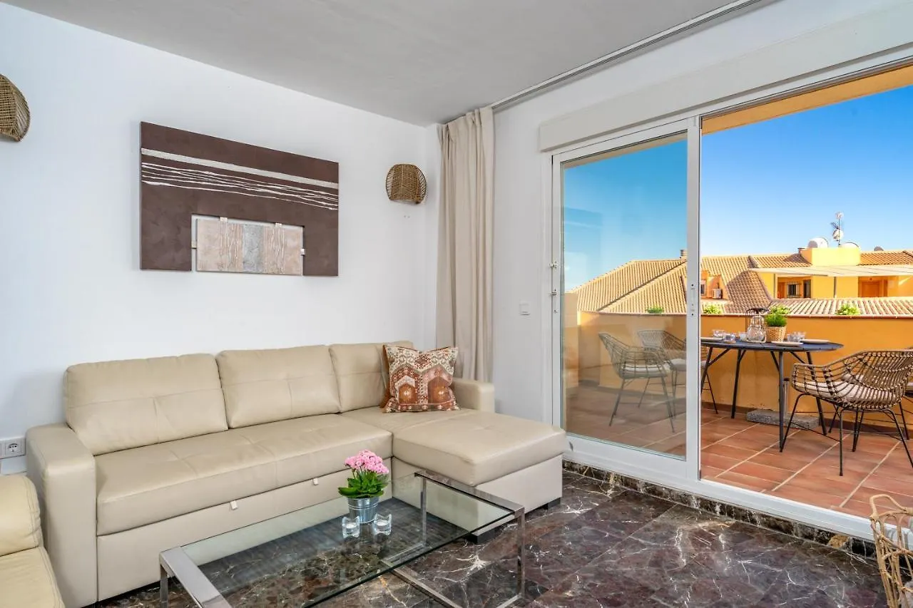 Don Juan Apartment With Pool In Carvajal By Costarentals - Ref 98 Fuengirola