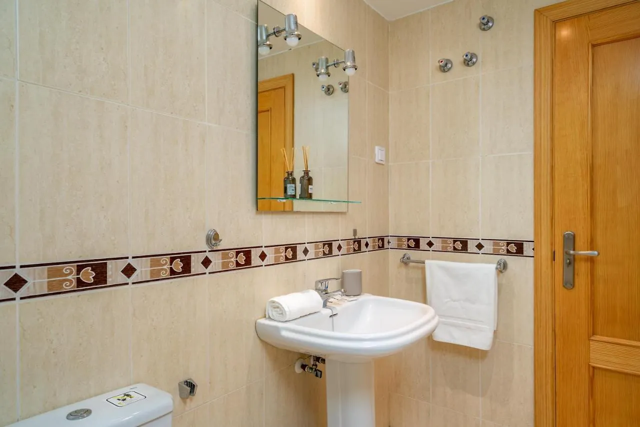 Don Juan Apartment With Pool In Carvajal By Costarentals - Ref 98 Fuengirola