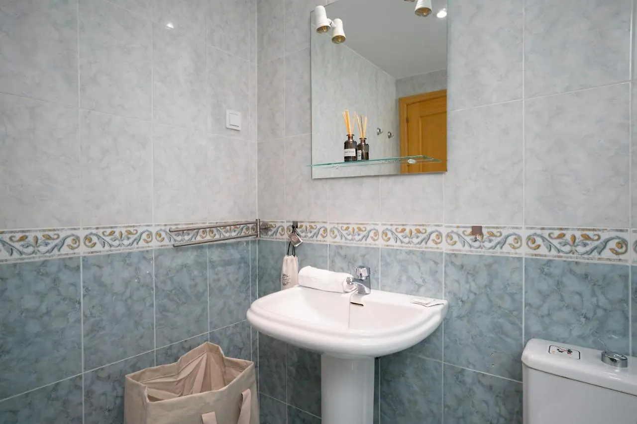 Don Juan Apartment With Pool In Carvajal By Costarentals - Ref 98 Fuengirola
